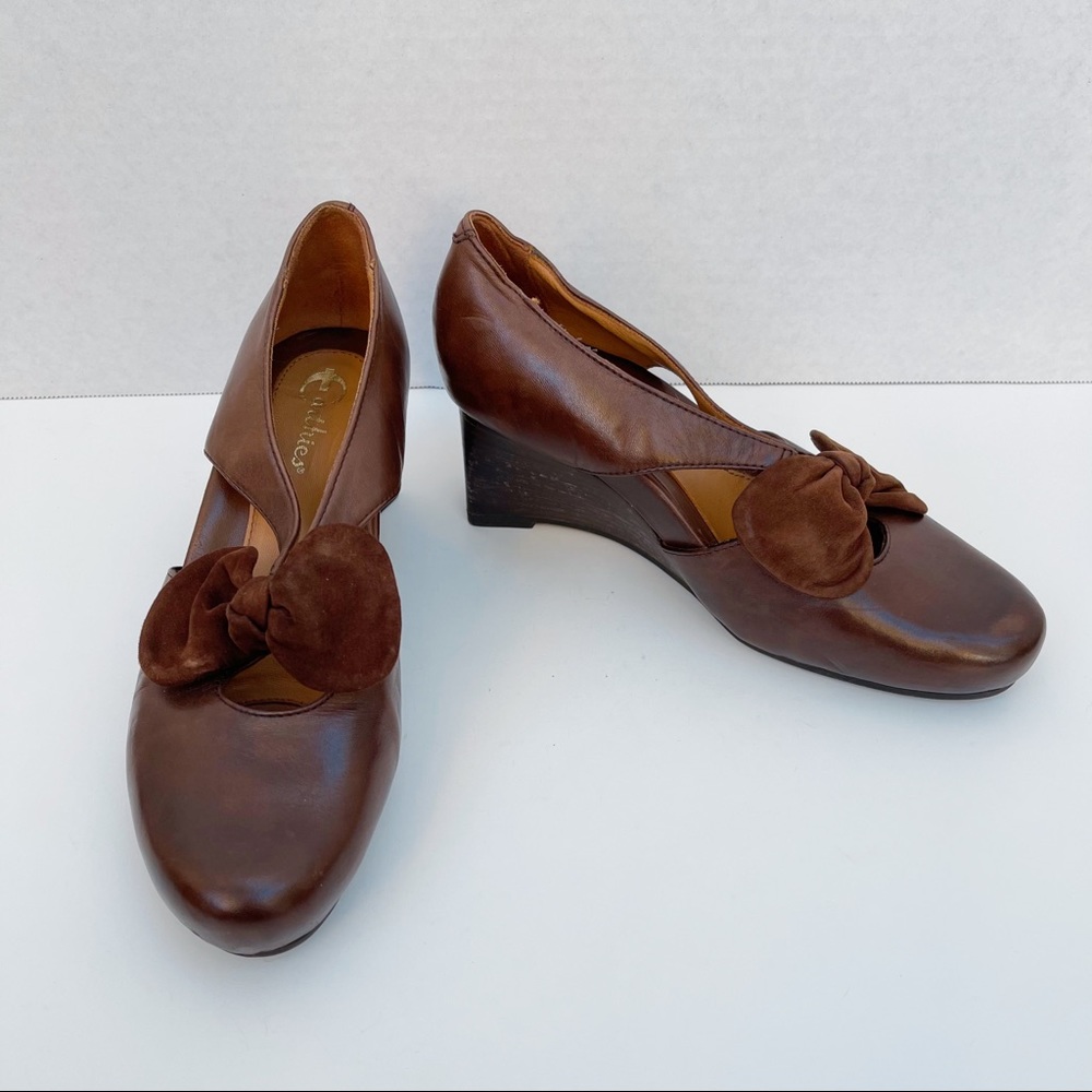 Earthies leather wedges bow top boho 7.5 brown
